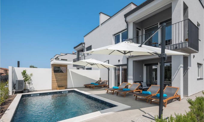 Nova Vas House | 160 m² House ∙ 4 bedrooms ∙ 8 guests