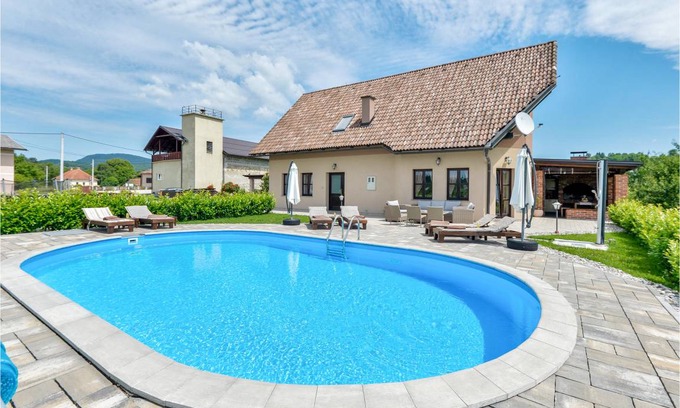 Krasic House | 160 m² House ∙ 4 bedrooms ∙ 10 guests