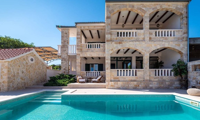 Seget Villa | 160 m² Villa ∙ 2 bedrooms ∙ 8 guests