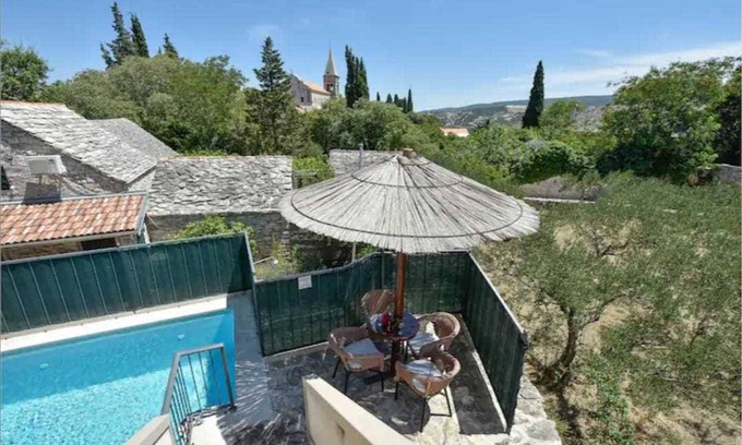 Dol Villa | 160 m² Villa ∙ 4 bedrooms ∙ 12 guests