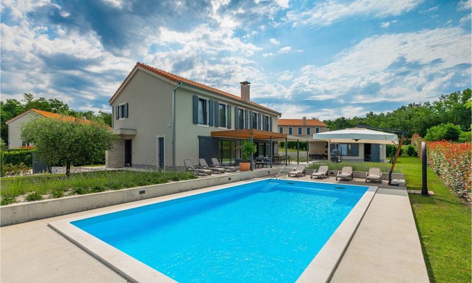 Lasici House | 164 m² House ∙ 4 bedrooms ∙ 8 guests