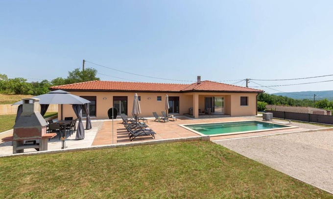 Topid House | 165 m² House ∙ 3 bedrooms ∙ 8 guests