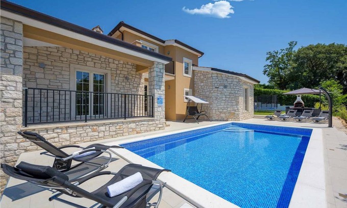 Jasenovica House | 165 m² House ∙ 4 bedrooms ∙ 8 guests