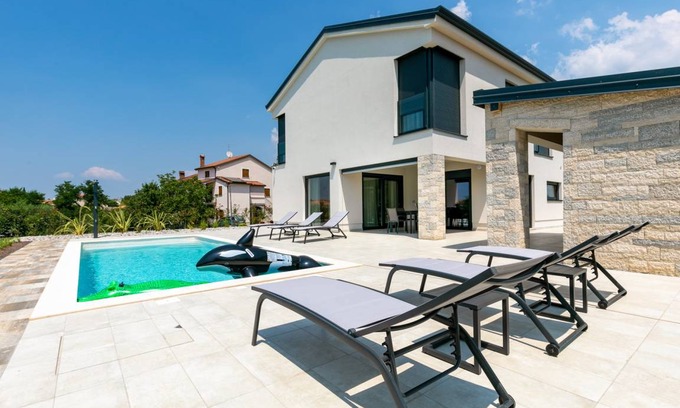 Veleniki Villa | 170 m² Villa ∙ 3 bedrooms ∙ 6 guests