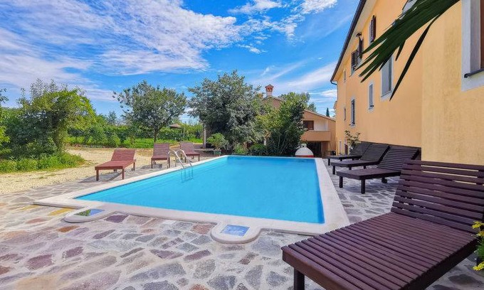 Laginji House | 175 m² House ∙ 5 bedrooms ∙ 12 guests