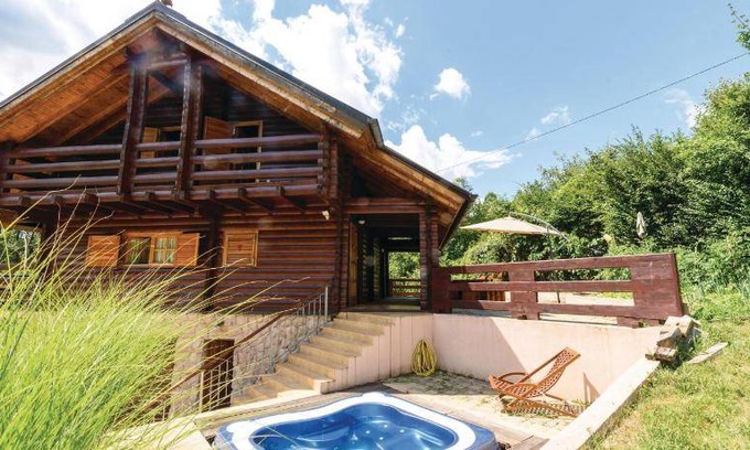 Krasic House | 180 m² House ∙ 3 bedrooms ∙ 6 guests
