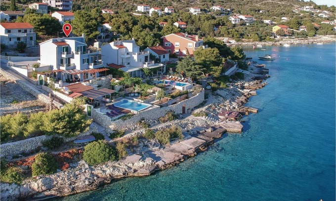 Sevid House | 188 m² House ∙ 4 bedrooms ∙ 8 guests