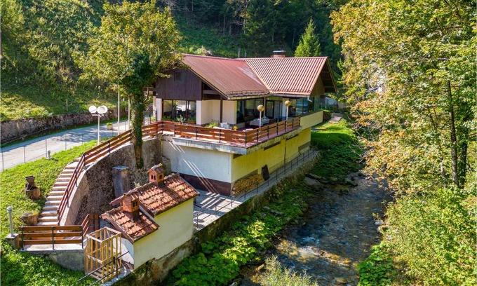 Cabar House | 190 m² House ∙ 2 bedrooms ∙ 6 guests