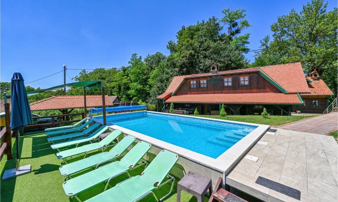 Klanjec House | 198 m² House ∙ 3 bedrooms ∙ 8 guests