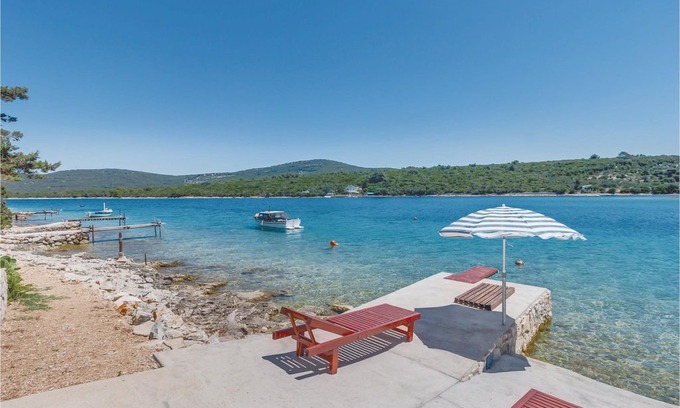 Cunski House | 2 bedroom accommodation in Cunski