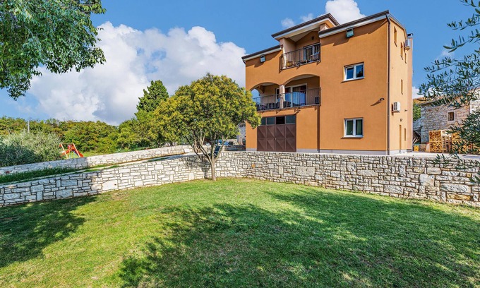 Heraki Apartment | 2 bedroom accommodation in Heraki