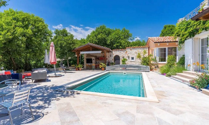 Brgod House | 200 m² House ∙ 3 bedrooms ∙ 6 guests
