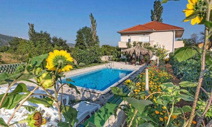 Ercegovci House | 200 m² House ∙ 5 bedrooms ∙ 10 guests