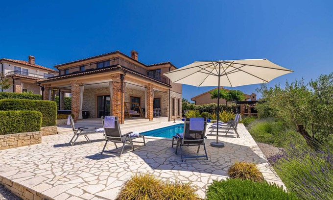Milohnici Villa | 200 m² Villa ∙ 3 bedrooms ∙ 6 guests