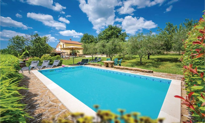 Groznjan House | 214 m² House ∙ 4 bedrooms ∙ 8 guests