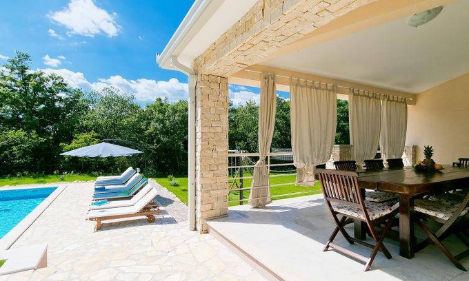 Snasici House | 215 m² House ∙ 4 bedrooms ∙ 8 guests