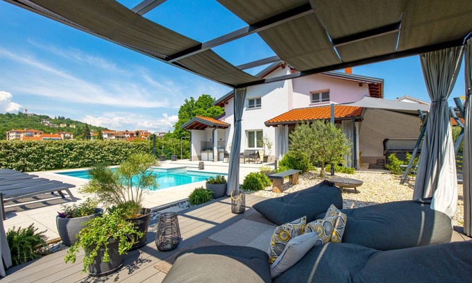 Mihotici Villa | 220 m² Villa ∙ 4 bedrooms ∙ 8 guests