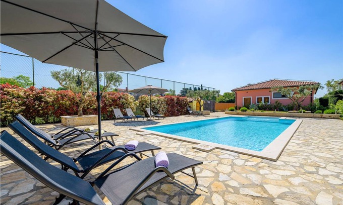Smoljanci House | 230 m² House ∙ 3 bedrooms ∙ 7 guests