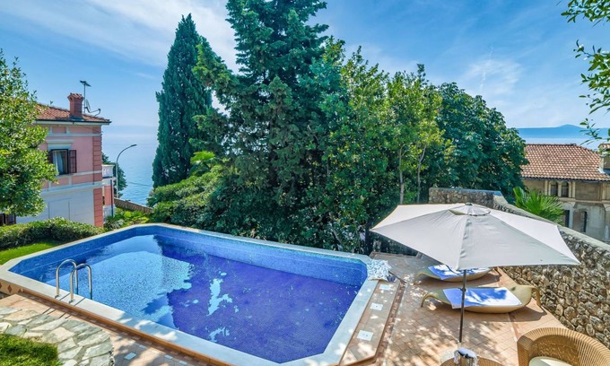 Obrs Villa | 236 m² Villa ∙ 1 bedroom ∙ 8 guests
