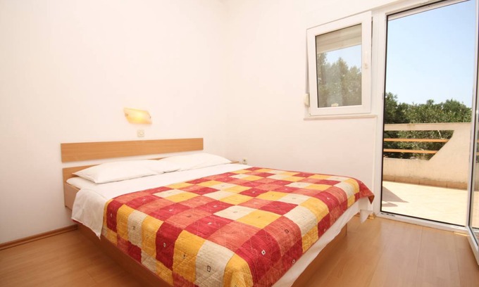 Bozava Apartment | 25 m² Apartment ∙ 1 bedroom ∙ 3 guests