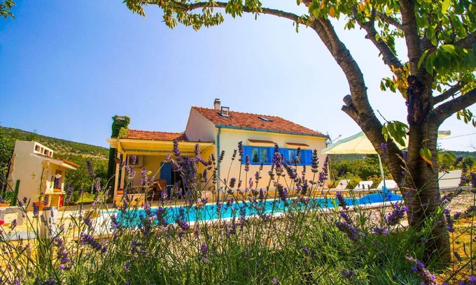 Krusvar House | 25 m² House ∙ 4 bedrooms ∙ 8 guests