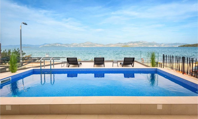 Drace House | 250 m² House ∙ 4 bedrooms ∙ 10 guests