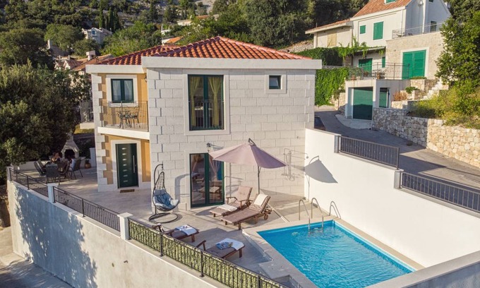 Donja luka Villa | 250 m² Villa ∙ 2 bedrooms ∙ 6 guests