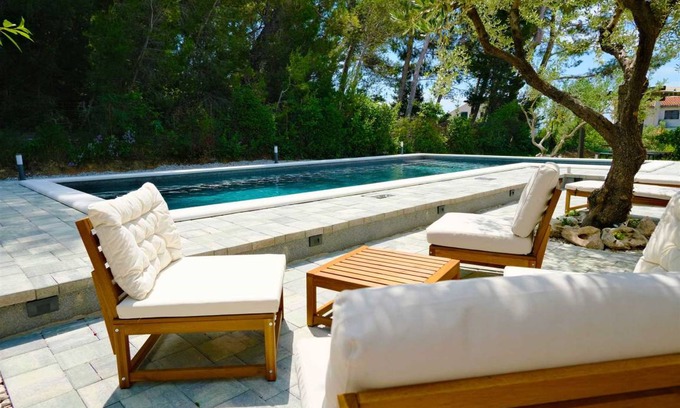 Split Villa | 250 m² Villa ∙ 4 bedrooms ∙ 8 guests