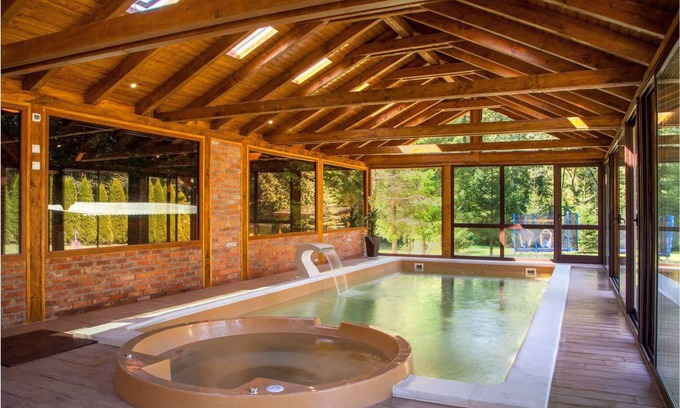 Brestovac House | 253 m² House ∙ 3 bedrooms ∙ 7 guests