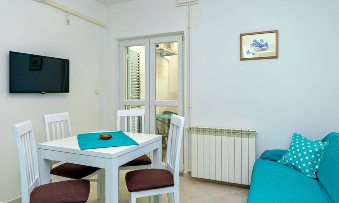 Stari Grad Apartment | 26 m² Studio flat ∙ 1 bedroom ∙ 3 guests