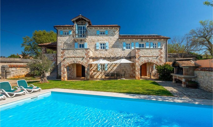 Susnjici House | 261 m² House ∙ 4 bedrooms ∙ 10 guests