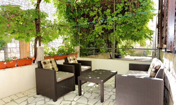 Trstenik Apartment | 28 m² Studio flat ∙ 1 bedroom ∙ 3 guests