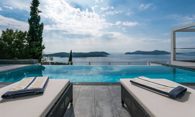 Orasac Villa | 290 m² Villa ∙ 4 bedrooms ∙ 8 guests