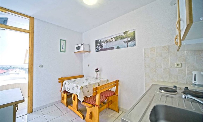 Pomena Apartment | 30 m² Apartment ∙ 1 bedroom ∙ 3 guests