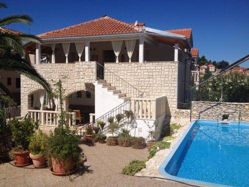 Sutivan Apartment | 30 m² Serviced apartment ∙ 4 guests