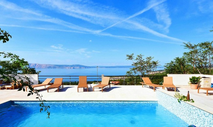 Klenovica Other | 300 m² Accommodation ∙ 7 bedrooms ∙ 14 guests