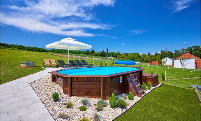 Vrbovec House | 300 m² House ∙ 3 bedrooms ∙ 6 guests