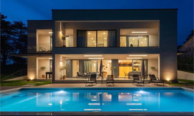 Martinski House | 300 m² House ∙ 4 bedrooms ∙ 8 guests