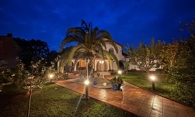 Cancini House | 300 m² House ∙ 4 bedrooms ∙ 8 guests