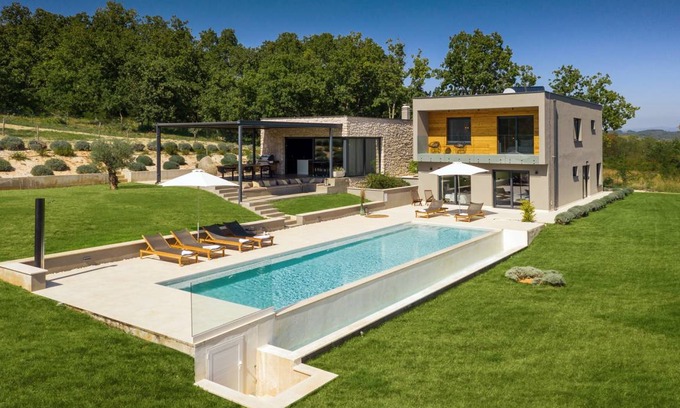 Kircija Villa | 300 m² Villa ∙ 6 bedrooms ∙ 14 guests