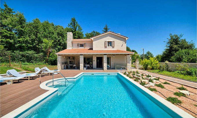 Snasici House | 305 m² House ∙ 4 bedrooms ∙ 8 guests