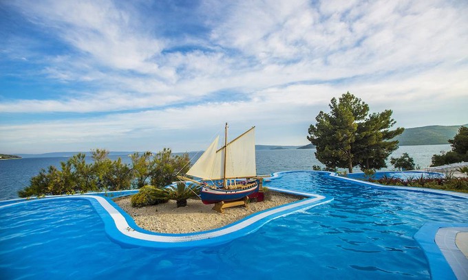 Seget Vranjica House | 32 m² House ∙ 3 bedrooms ∙ 7 guests