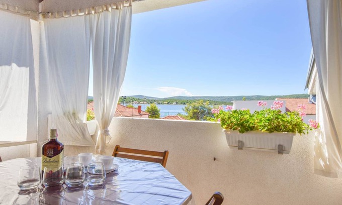 Turanj Apartment | 35 m² Apartment ∙ 1 bedroom ∙ 3 guests
