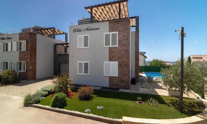Zadar Villa | 350 m² Villa ∙ 6 bedrooms ∙ 11 guests