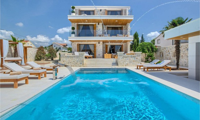 Kakma House | 400 m² House ∙ 5 bedrooms ∙ 10 guests