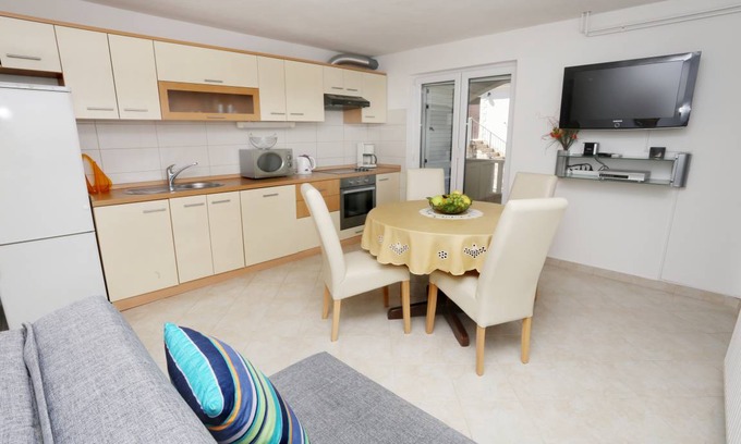 Trogir Apartment | 41 m² Apartment ∙ 1 bedroom ∙ 4 guests