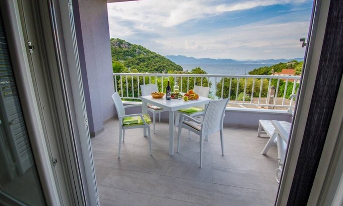 Orebic Apartment | 41 m² Apartment ∙ 1 bedroom ∙ 4 guests