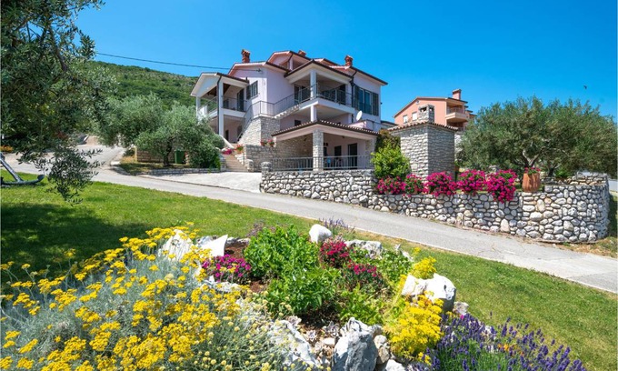 Ravni Apartment | 42 m² Apartment ∙ 1 bedroom ∙ 2 guests