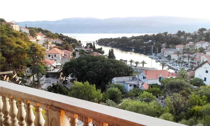 Splitska Apartment | 44 m² Apartment ∙ 1 bedroom ∙ 4 guests
