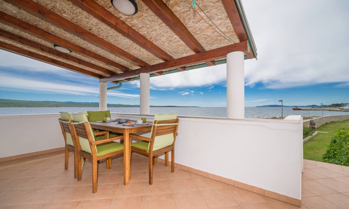 Nerezine Apartment | 44 m² Apartment ∙ 2 bedrooms ∙ 4 guests